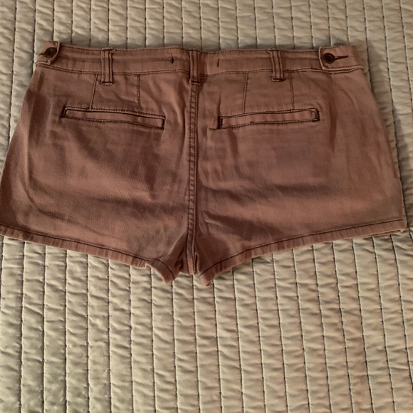 Forever 21 Shortie shorts - Picture 2 of 2